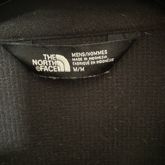 Black North Face Men’s Shell Jacket - Picture 2 of 5